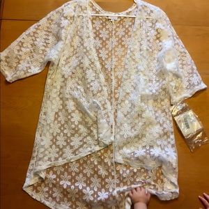 ❤️LULAROE SIZE SMALL SOLID WHITE LINDSAY❤️